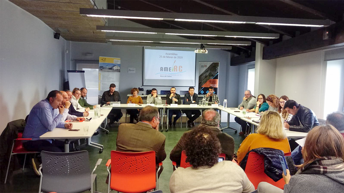 224-polinya-substitueix-sentmenat-en-la-presidencia-de-l-amerc-1584448645