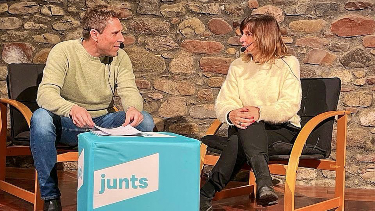 279-xerrada-d-habitatge-amb-la-diputada-freixa-1740899171