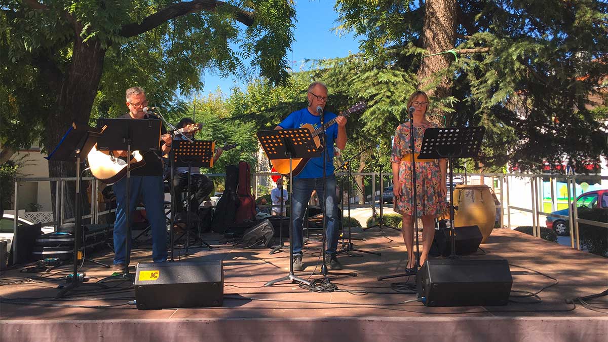 <i class='fas fa-caret-right fa-lg' ></i> Acte Institucional | Actuació de «Músics per la Llibertat».