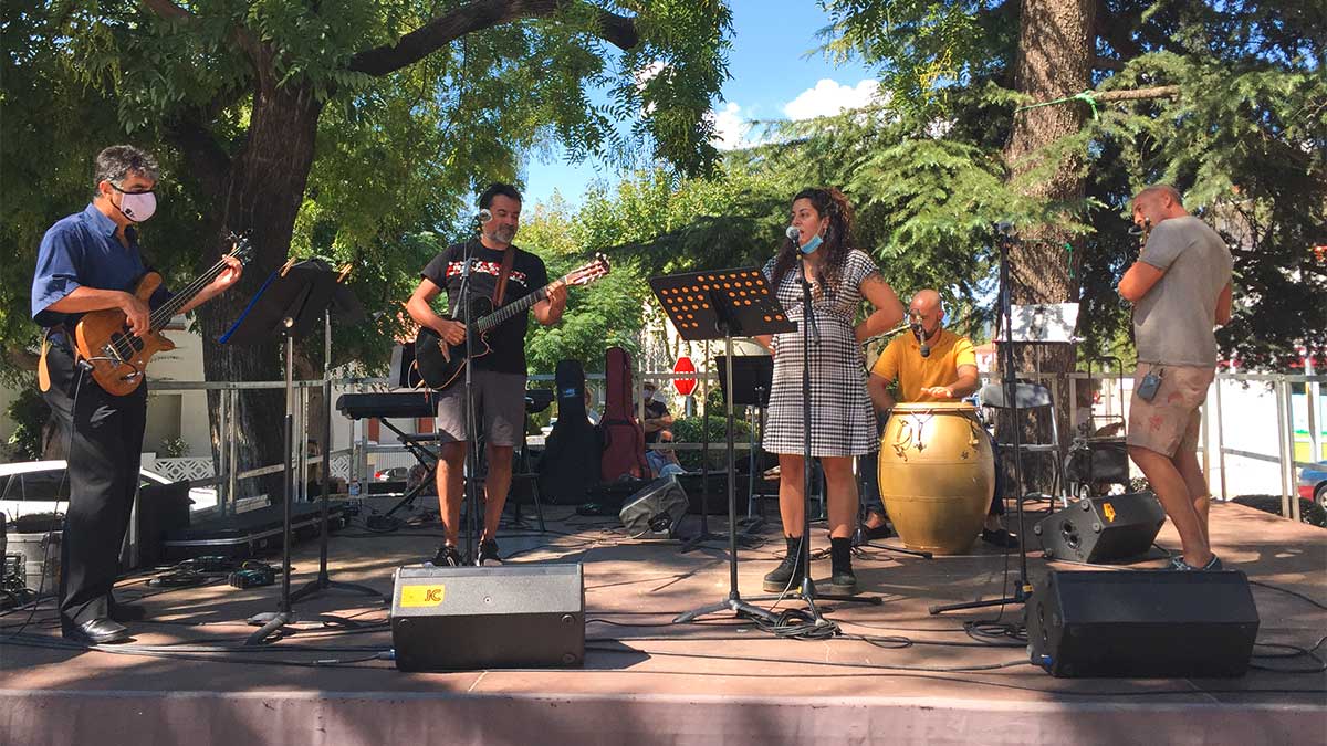 <i class='fas fa-caret-right fa-lg' ></i> Acte Institucional | Actuació de «Candombe Bantú».