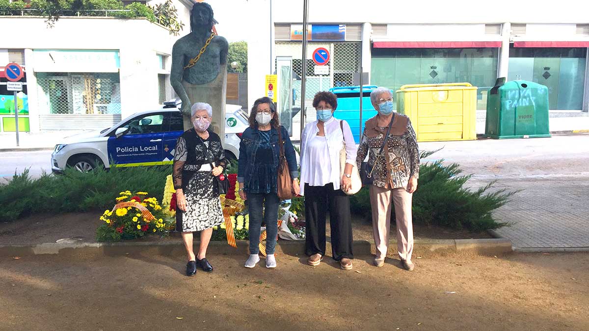 <i class='fas fa-caret-right fa-lg' ></i> Ofrena floral | Societat Coral La Unió.