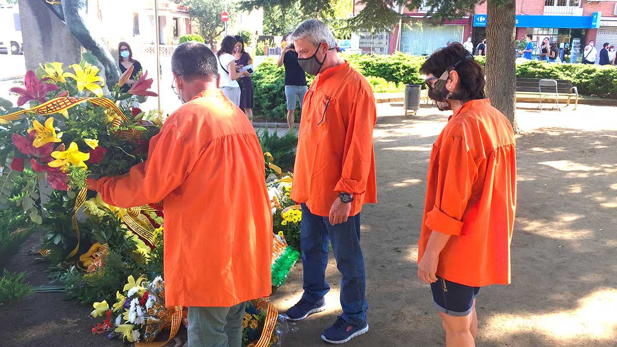 <i class='fas fa-caret-right fa-lg' ></i> Ofrena floral | Geganters i grallers.