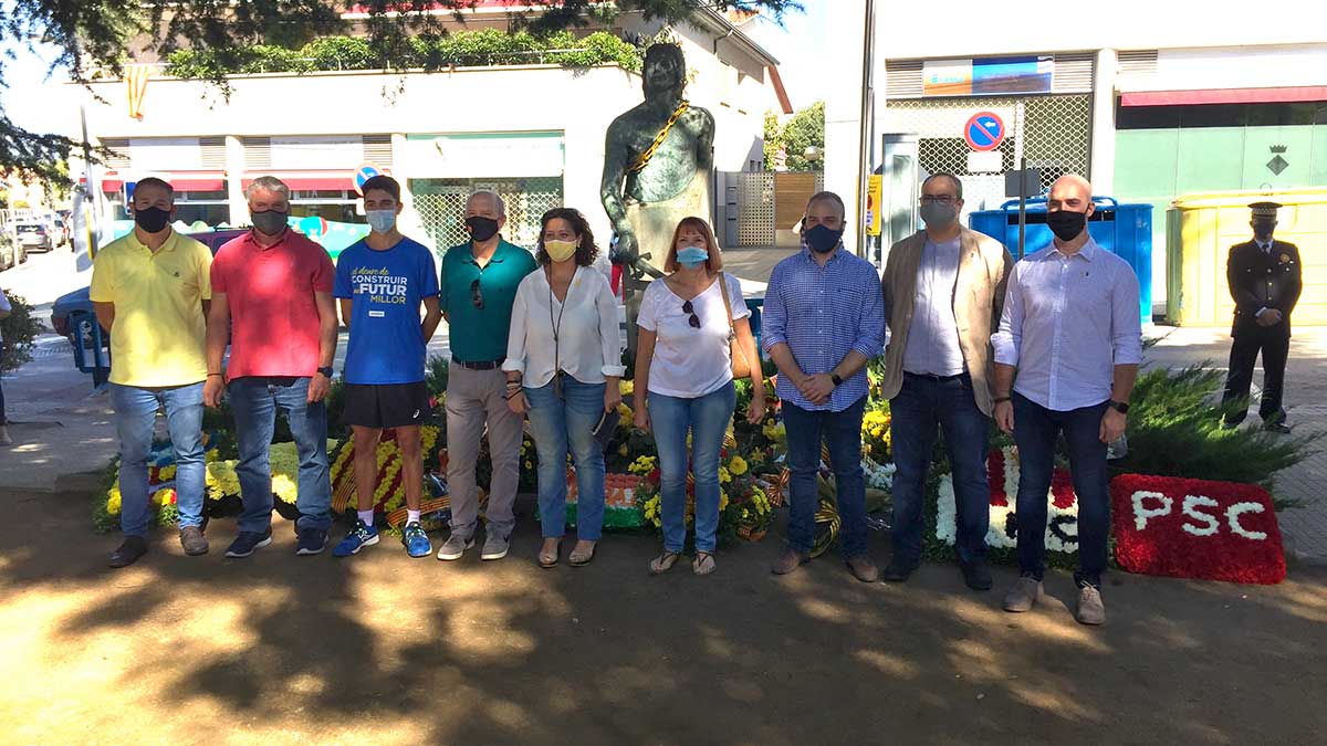 <i class='fas fa-caret-right fa-lg' ></i> Ofrena floral | Junts per Palau.