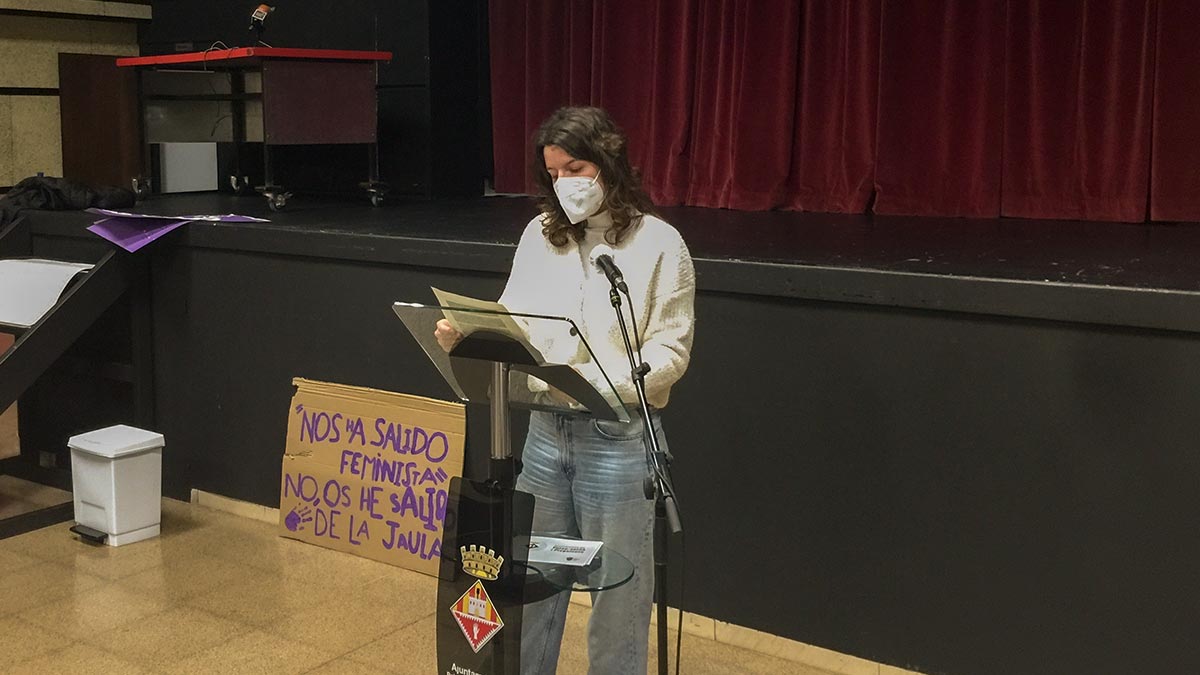 <i class='fas fa-caret-right fa-lg' ></i> <strong>8M:</strong> Parlaments Acte Institucional