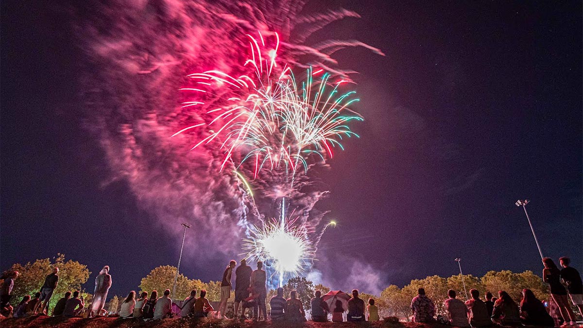 <i class='fas fa-caret-right fa-lg' ></i> Viu la Festa Major 2022. Aj PsiP © M Monfort.