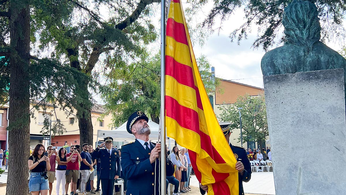 <i class='fas fa-caret-right fa-lg' ></i> Diada de l'Onze de Setembre