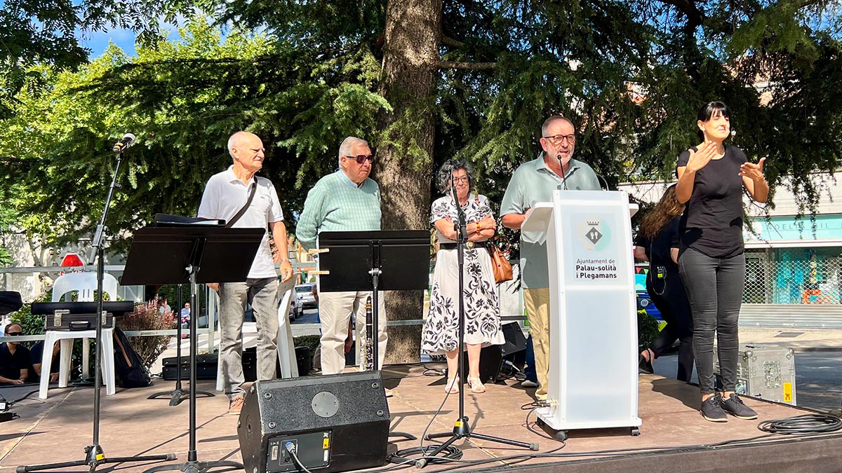 <i class='fas fa-caret-right fa-lg' ></i> Diada de l'Onze de Setembre