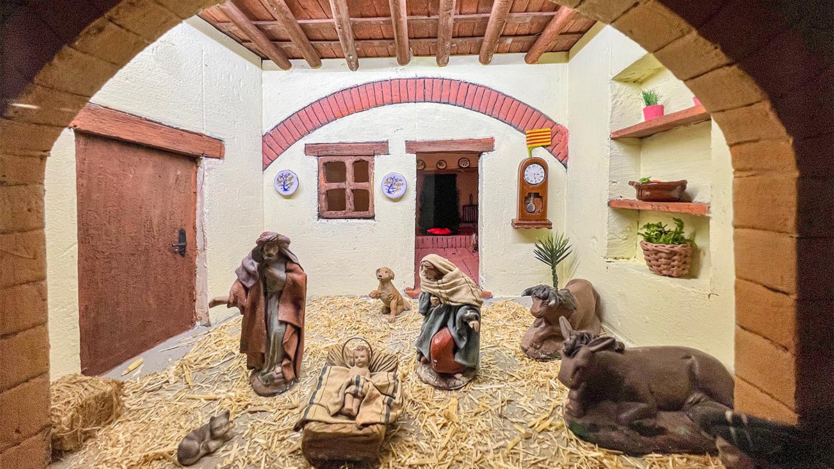 <i class='fas fa-caret-right fa-lg' ></i> Viu el Nadal:42a Mostra de Pessebres