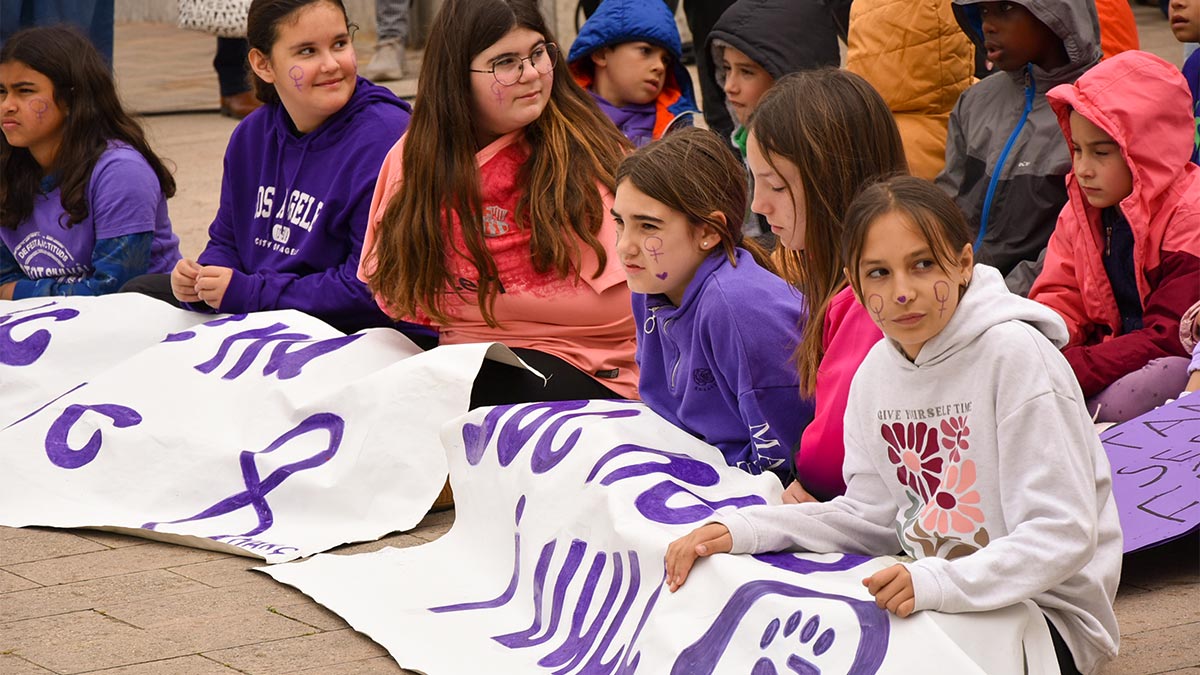 <i class='fas fa-caret-right fa-lg'></i> Acte institucional 8M | Aj PsiP