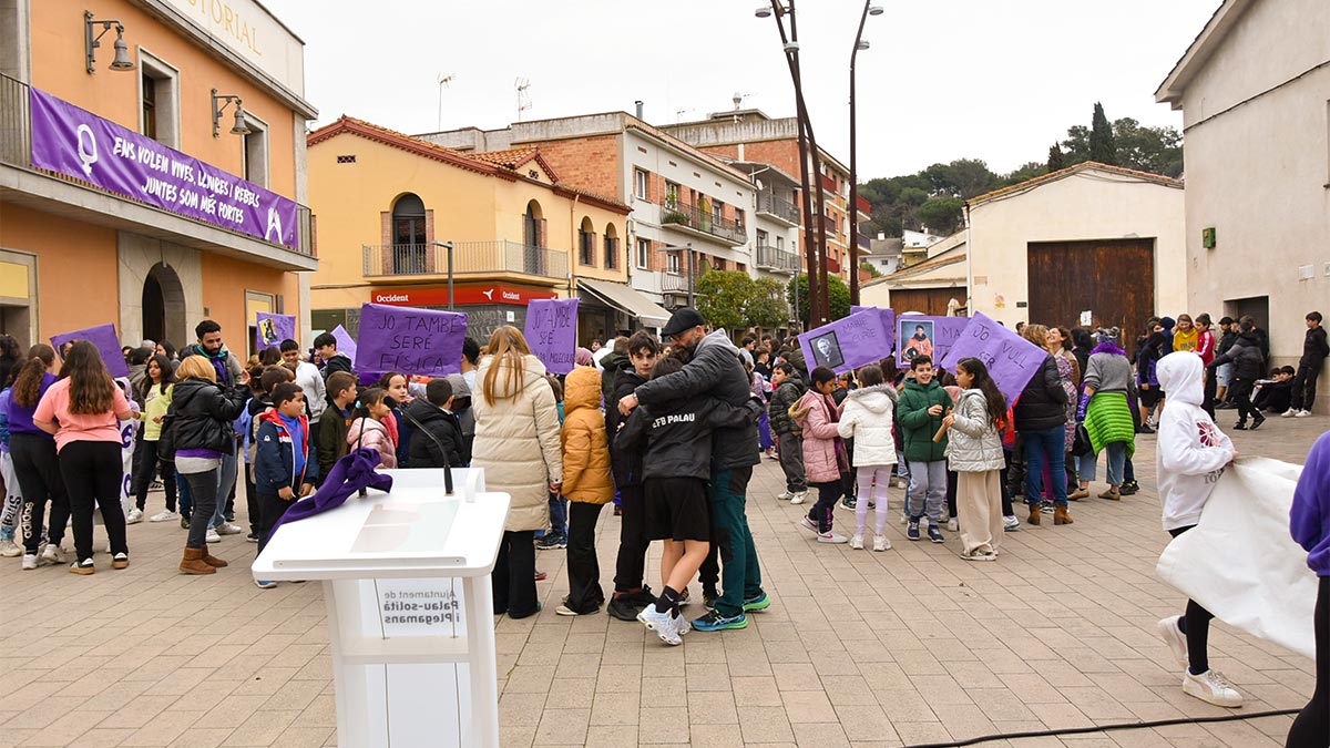 <i class='fas fa-caret-right fa-lg'></i> Acte institucional 8M | Aj PsiP