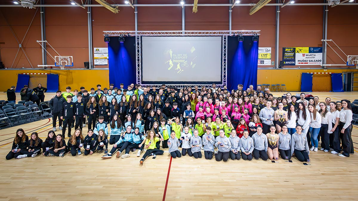 <i class='fas fa-caret-right fa-lg' ></i> 6a Nit de l'Esport:entrega de premis