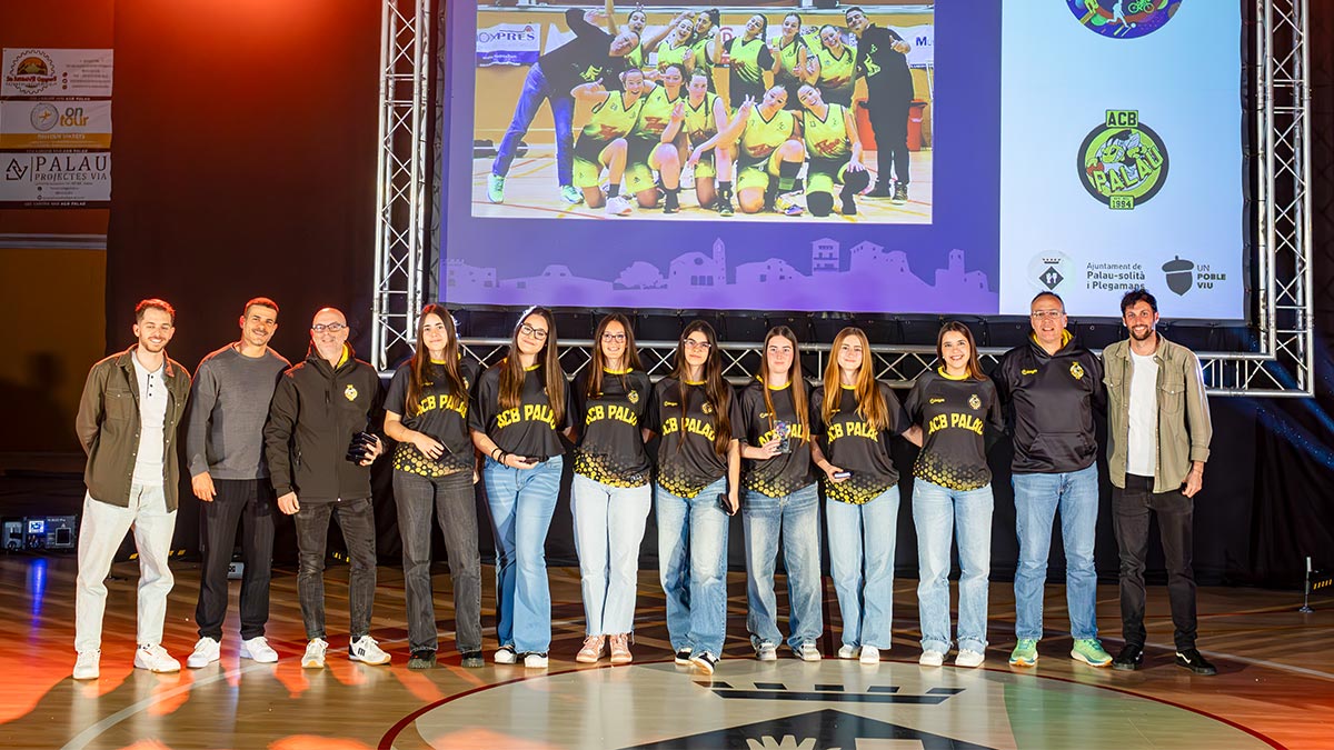 <i class='fas fa-caret-right fa-lg' ></i> 6a Nit de l'Esport:entrega de premis