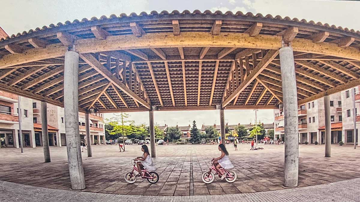 <i class='fas fa-caret-right fa-lg' ></i> 41è Concurs de Fotografia de la Festa Major