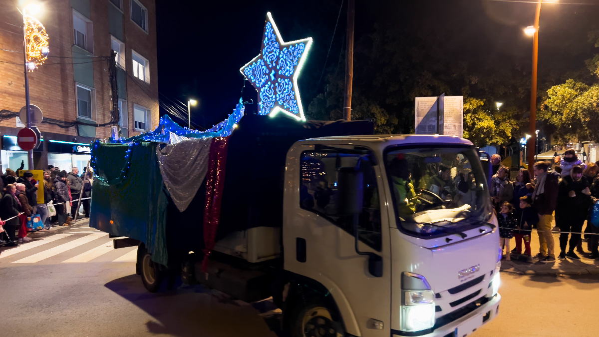 <i class='fas fa-caret-right fa-lg' ></i> Cavalcada 2026